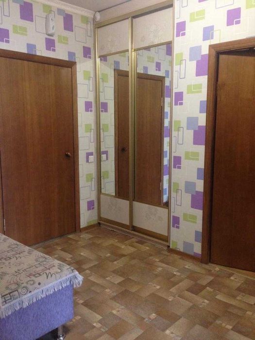 1-ком посуточно пр Жени 67