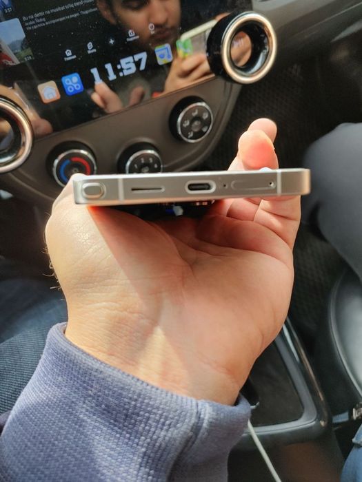 Samsung S25 ultra black titan