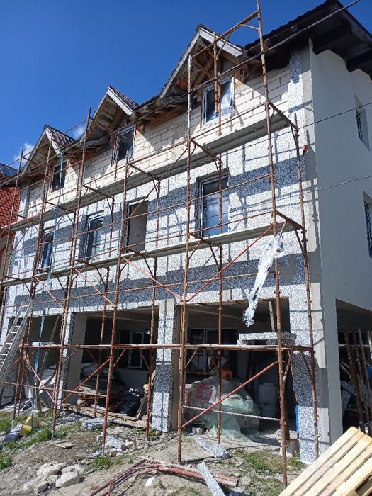 Executam lucrări de construcții