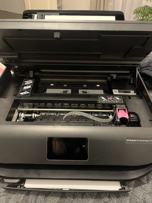 Imprimanta hp deskejet ink advantaje 5200 series