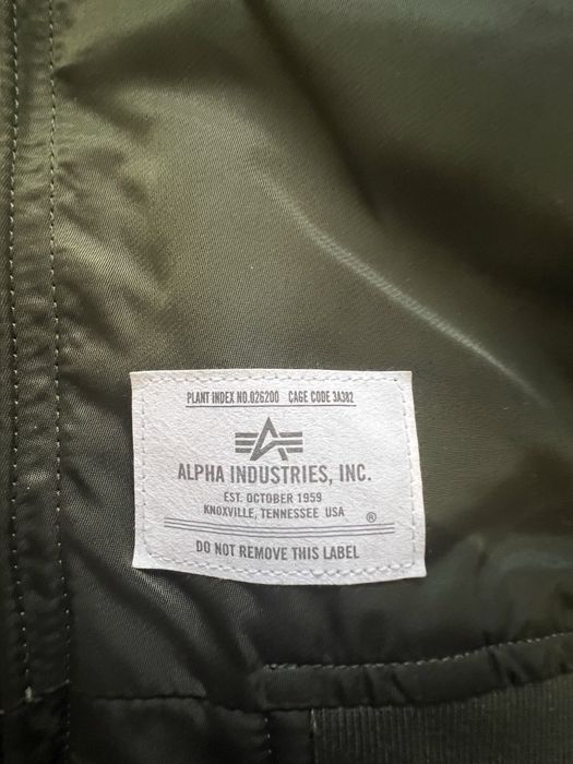 Продам Alpha Industries L-2B Hooded Gen II Flight Jacket.