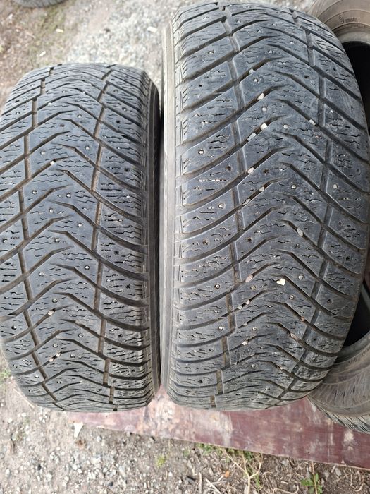 Продам шины. 235/55/19  якохама