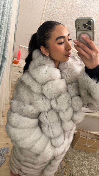 Продам шубу новая