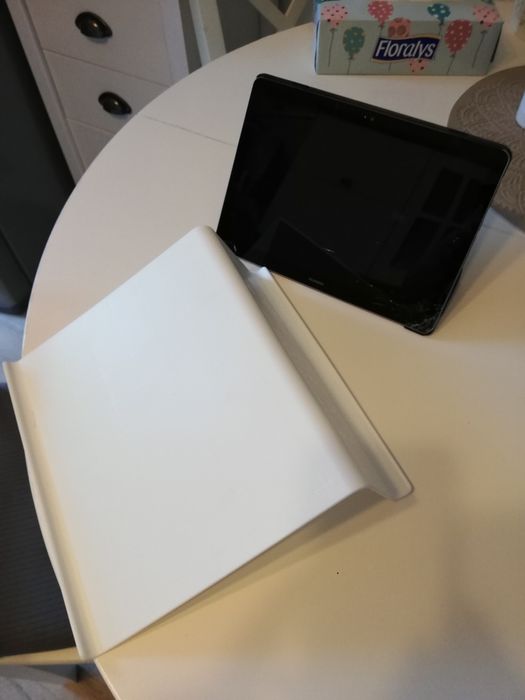 Tableta Huawei Mediapad ecran crăpat 10 inci