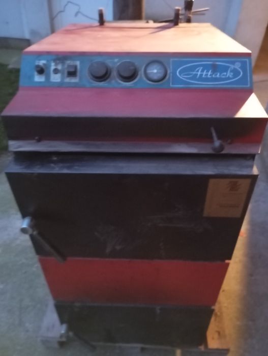 Vând centrală pe lemne cu gazificare Attack