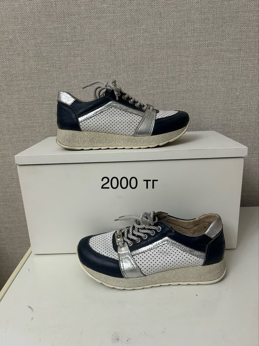 Продается женская обувь