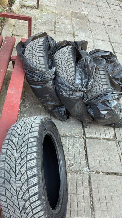 Kumho winter craft WP52+