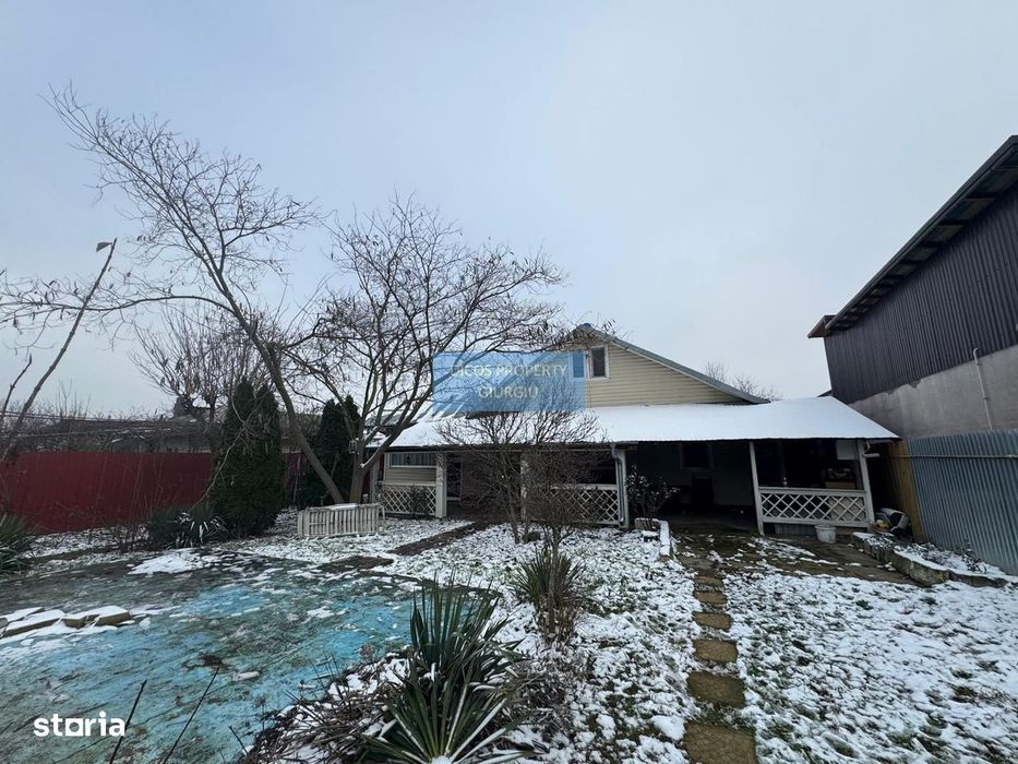 Casă cu mansardă și piscină de vânzare – Pictor Andreescu