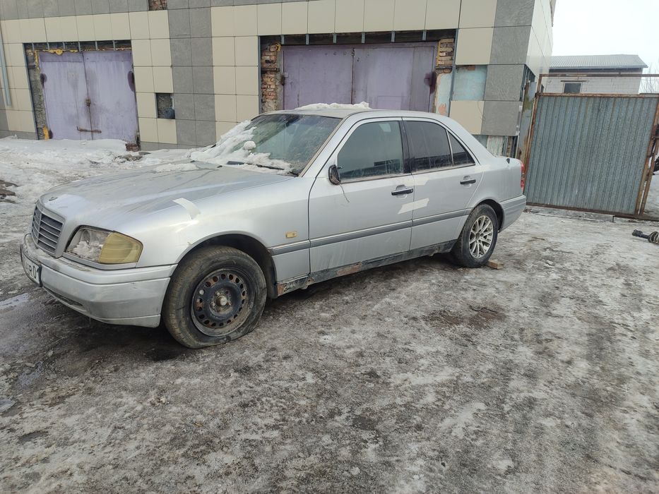 Салон кожаный на мерседес W202 C280