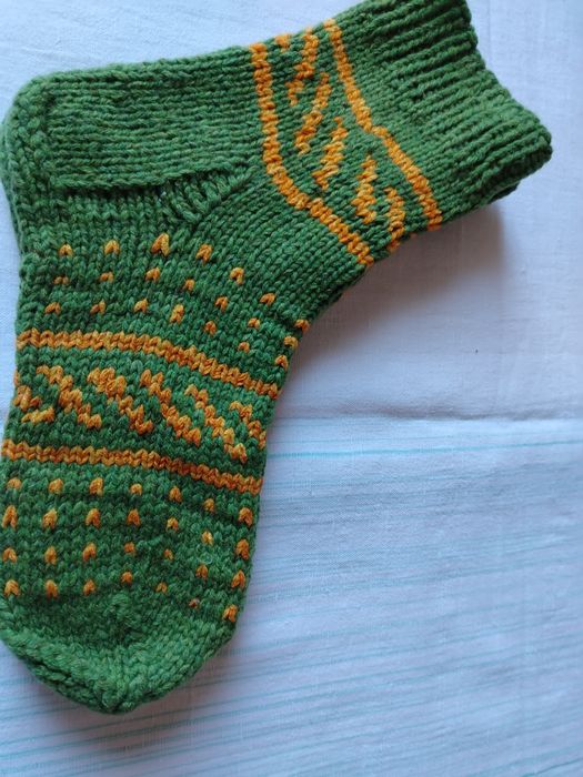 Носки ручной работы