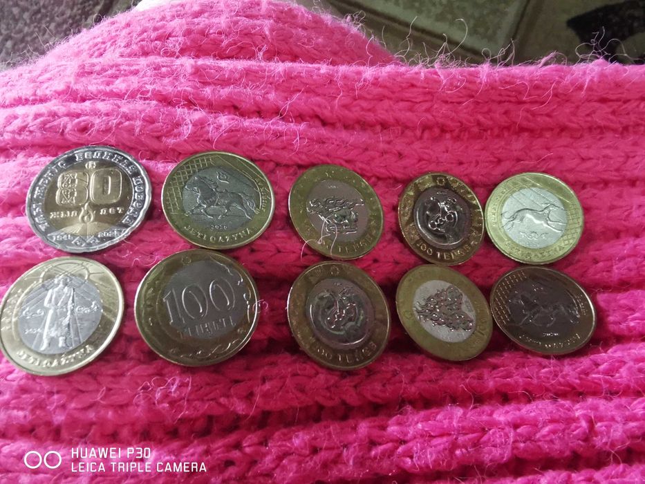 Продам юбилейные 100 тенге