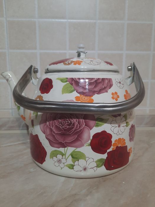 Эмалированный чайник 3 л