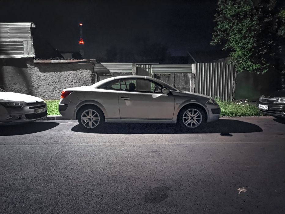 Renault Megane 2 CC 2.0 16v (2004)