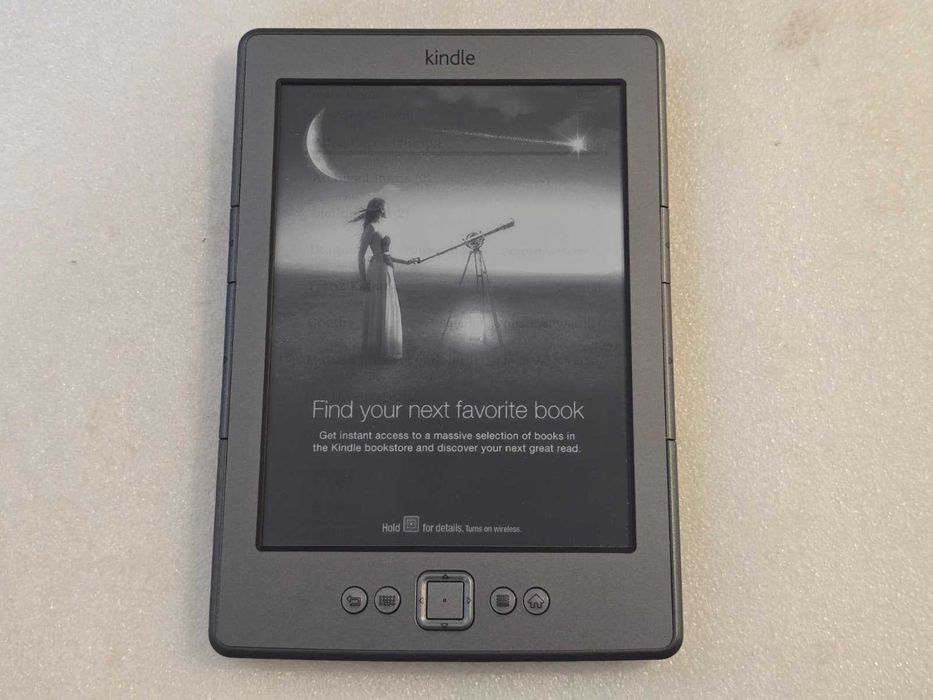 eBook Amazon Kindle 4 .gen 2gb 6 Inch Wifi D01100 - poze reale