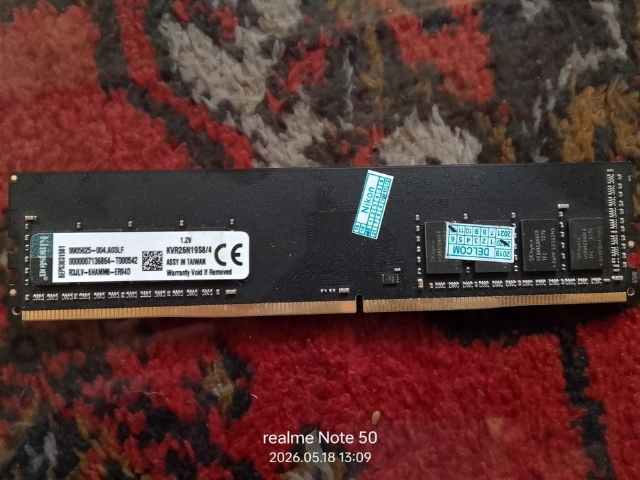 Ddr 4. 4+4 8 g 2667 ram xolati yaxshi Kingston brendi zor xolatda