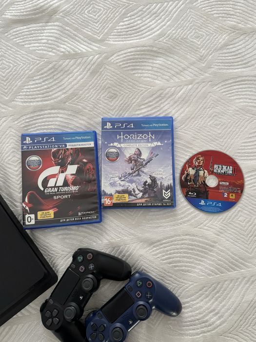 Продам Playstation 4 slim 500gb