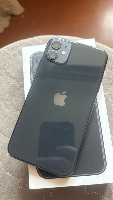 Продам айфон 11/128