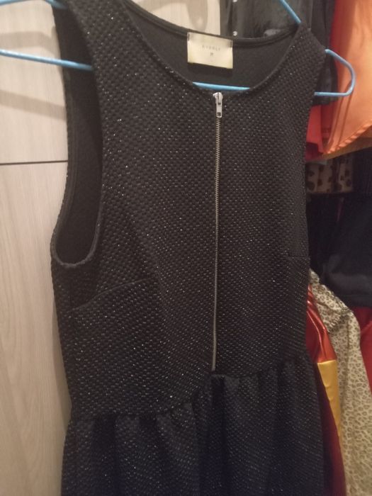 Срочно продам 1999