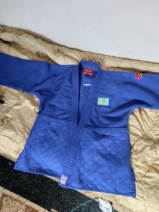 Кимоно продается