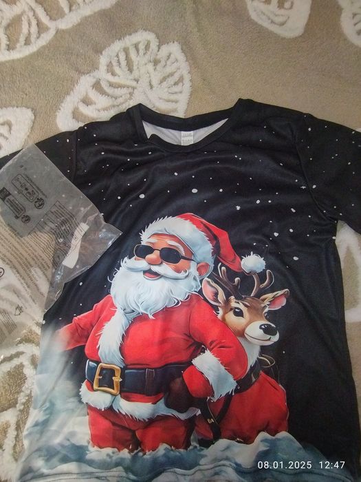 Продам футболку новую.