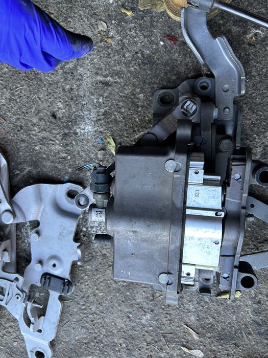 capsa pirotehnica pedestrian BMW F10,F11,F01,F02 balama capota