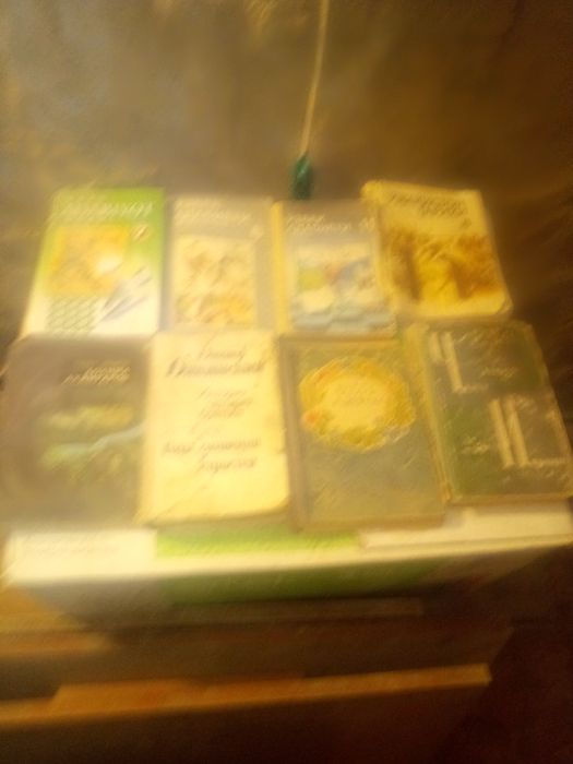 Отдам книги не дорого