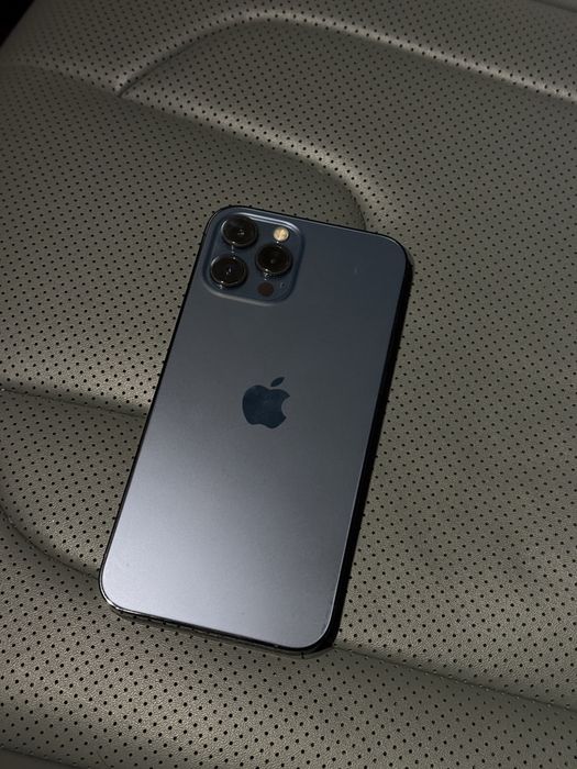 Продам Iphone 12 pro Max 128gb