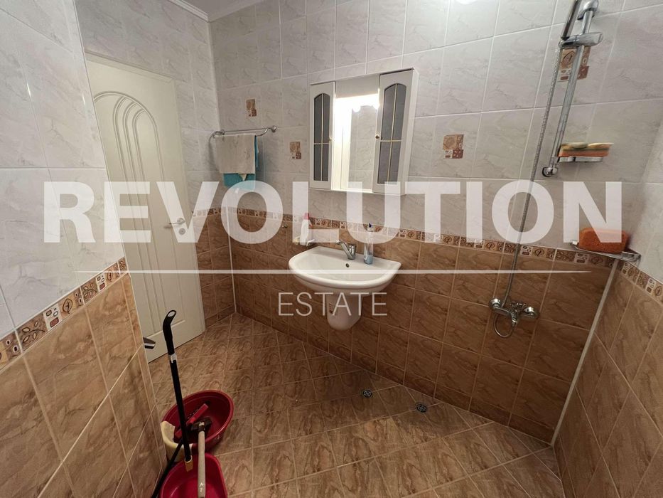 Тристаен апартамент  в гр.Варна, Бриз!