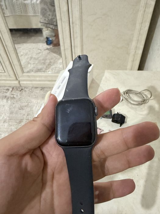 Apple Watch Series 4, 40 мм