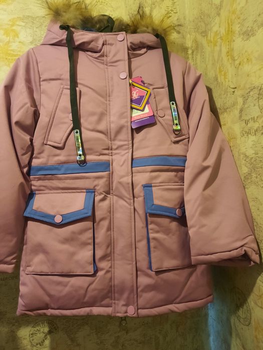 Новая Куртка на девочку