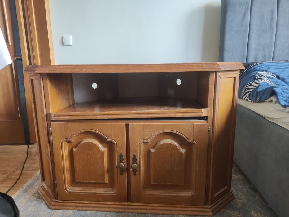 Тумба под телевизор