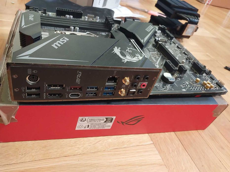 Intel Core i7 10700KF + MSI Z490 Gaming Edge Wi-Fi