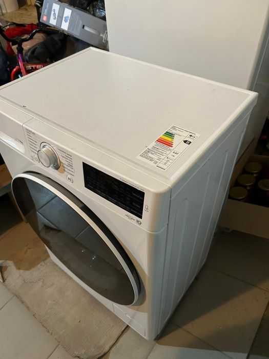 Продам стиральнаю машину