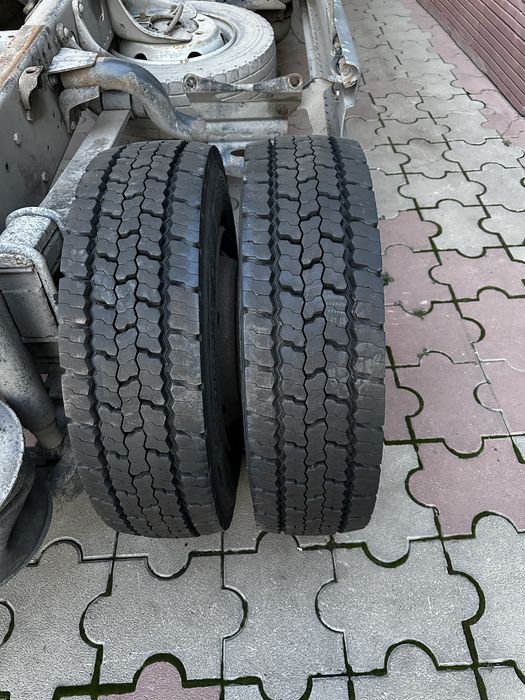 Шины с дисками 215,75,17.5