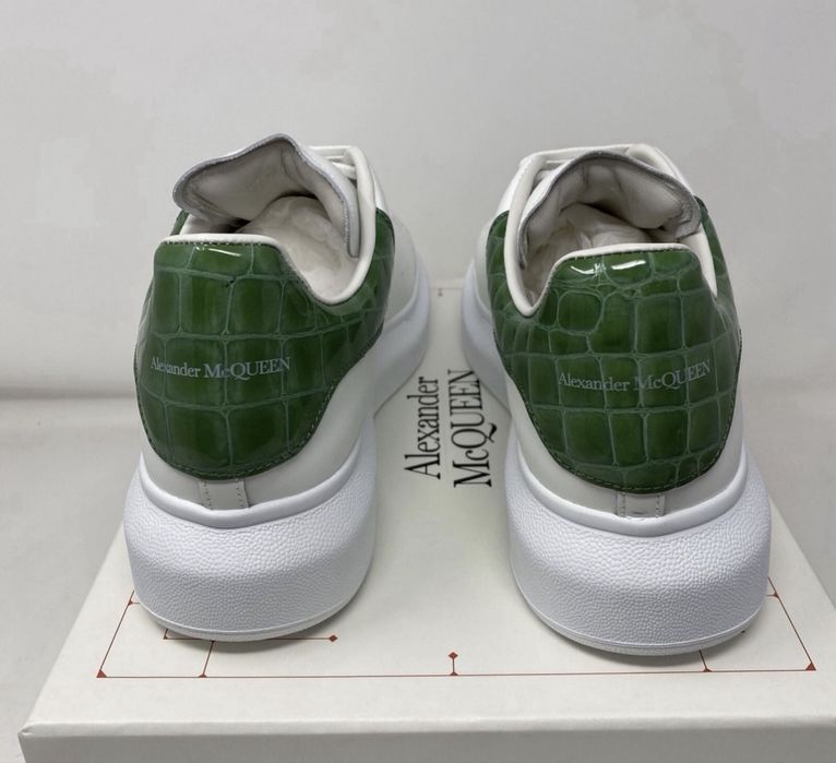 Alexander McQueen 43