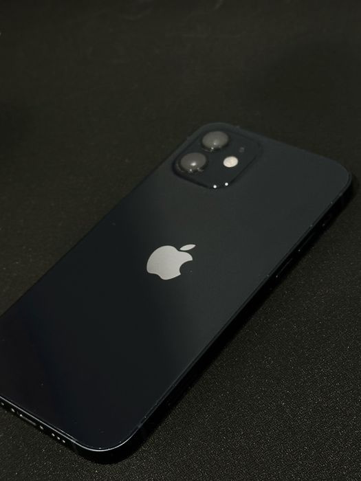 СРОЧНО ПРОДАМ! Айфон 12 ,128 гб черный iPhone 12