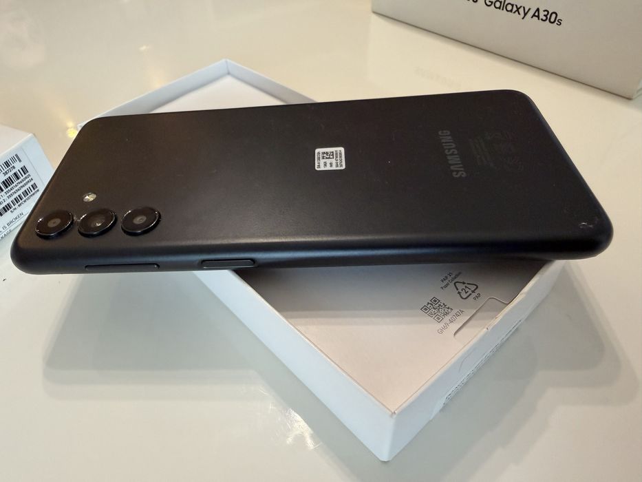 SAMSUNG A13 5G. 128gb