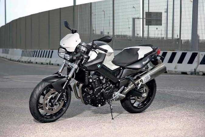 Motocicleta BMW F800R din 2010 cu ABS