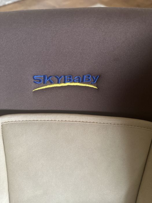Автокресло SkyBaby продаю