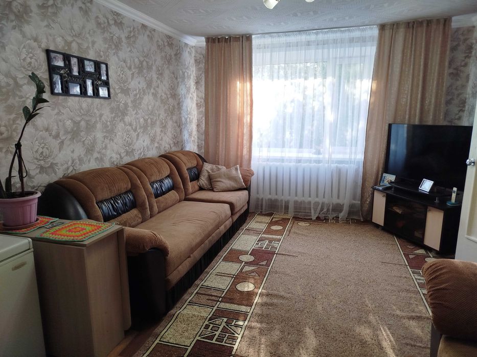 Дом с садом в Бишкуле