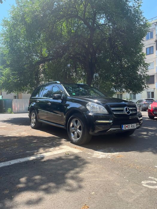 Mercedes GL 350 BLUETEC 4MATIC Facelift, schimb cu autorulota sau autoutilitara (baza camper), pret similar