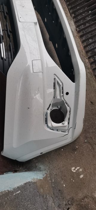 Bara fata - grila - scut Logan 3