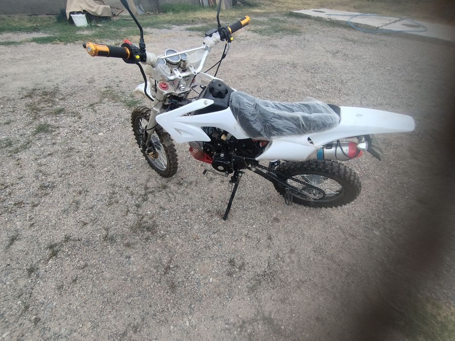 Пит байк - спортивный инвентарь