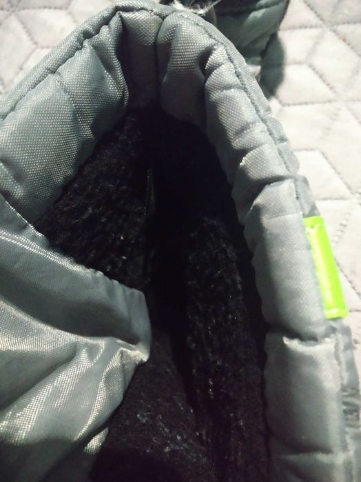 Топли ботуши непромокаеми