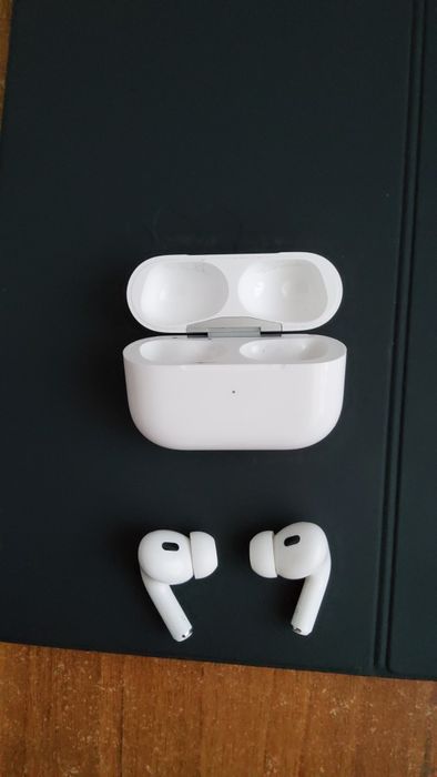 Casti AirPods Pro 2