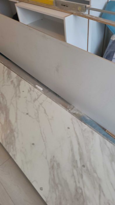 Продавам плот за  кухня