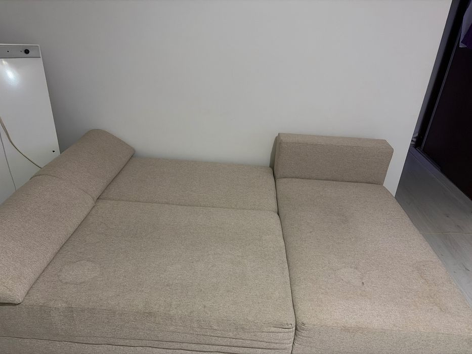 Mobilier, canapea, paturi