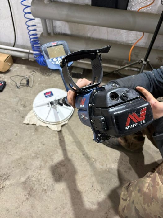 Срочно продам GPZ 7000 в идеале.