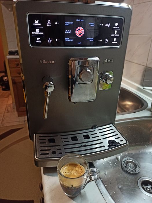 Кафе автомат Саеко Хелсис перфектен декалциран сменени клапани и уплат