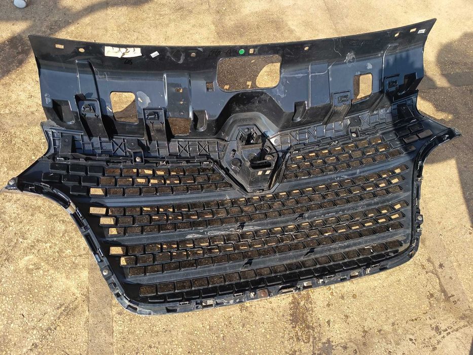 Grila radiator renault master facelift